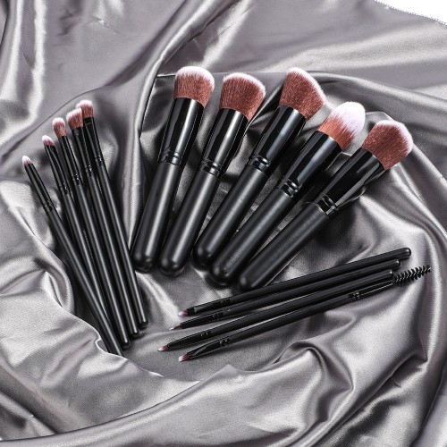 14pcs Makeup Brush Set with Black Handle Soft Synthetic Hair Foundation Powder Contour Eyeshadow Blending Brushes Cosmetic Kit