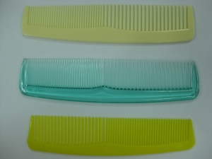 2019new design Best selling and cheaphotel disposable combs/unbreakable curved plastic hair comb