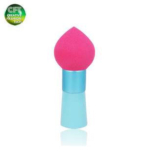 Get free $150 coupon heart shape washable Foundation Cosmetic Power Puff with handle