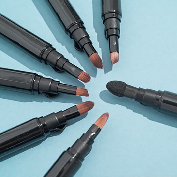 Retractable Automatic Lid Lip Eyeshadow Pointshadow Concealer Eyebrow Makeup Brush