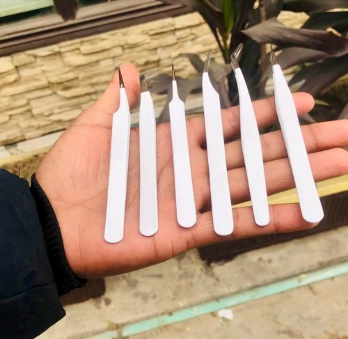 Eyelash Tweezers