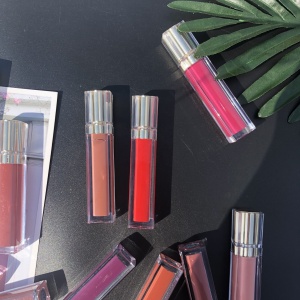 Custom Private Label Moisturizing Lip Gloss High Shine Lipgloss Pearlcent With Shimmer  Acrylic Matte Lip Gloss