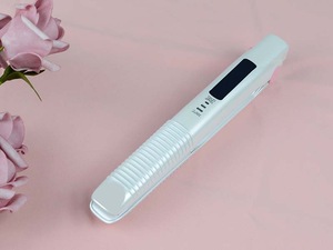 Flat Iron Mini fast heating rechargeable wireless hair straightener
