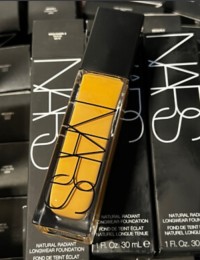 NARS Natural Radiant Longwear Foundation