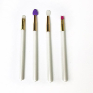 Maquillaje Cheap Beauty Eye Shadow Tools Eyeshadow Brush Set Makeup Silicone Professional Makeup Brush Wholesale