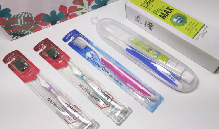 Toothbrush for Sensitive Teeth