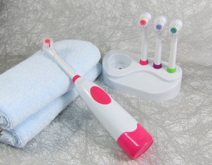 Top Sale Eco-friendly Electric Toothbrush with Holder for Oral Hygiene