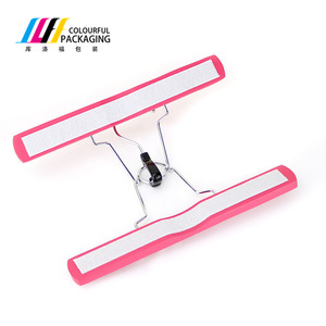 Guangzhou Factory Wholesale Cheap Custom Wooden Material Hair Extension Packaging Hanger