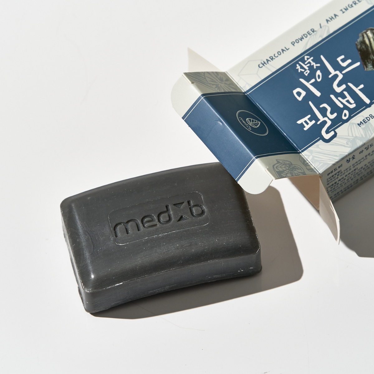 Medb Mild Peeling Bar (3 types: Five grains, Charcoal, Chestnut and Honey), 100g