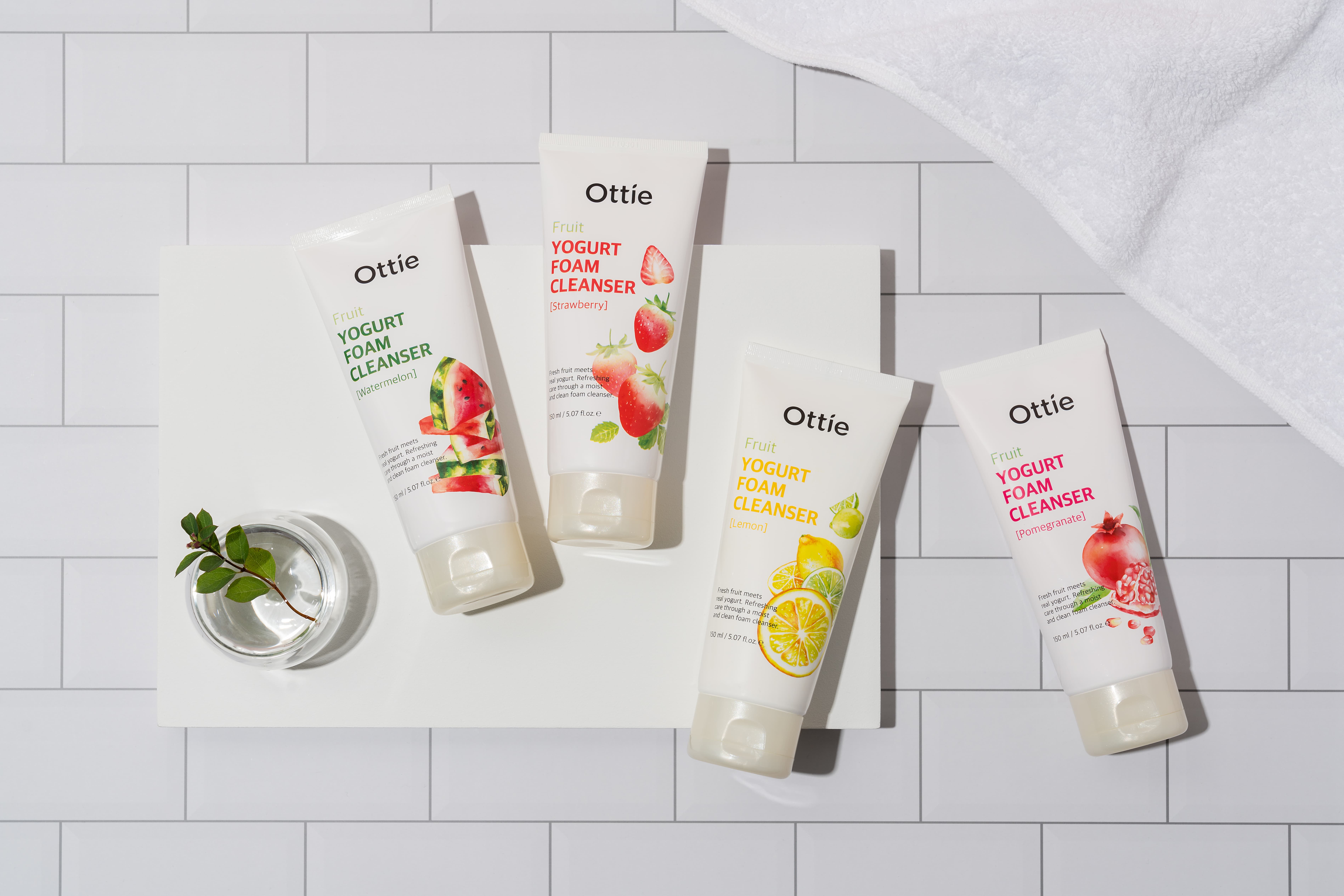 Ottie Yogurt Foam Cleanser [ Strawberry, Lemon, Watermelon, Pomegranate ] 