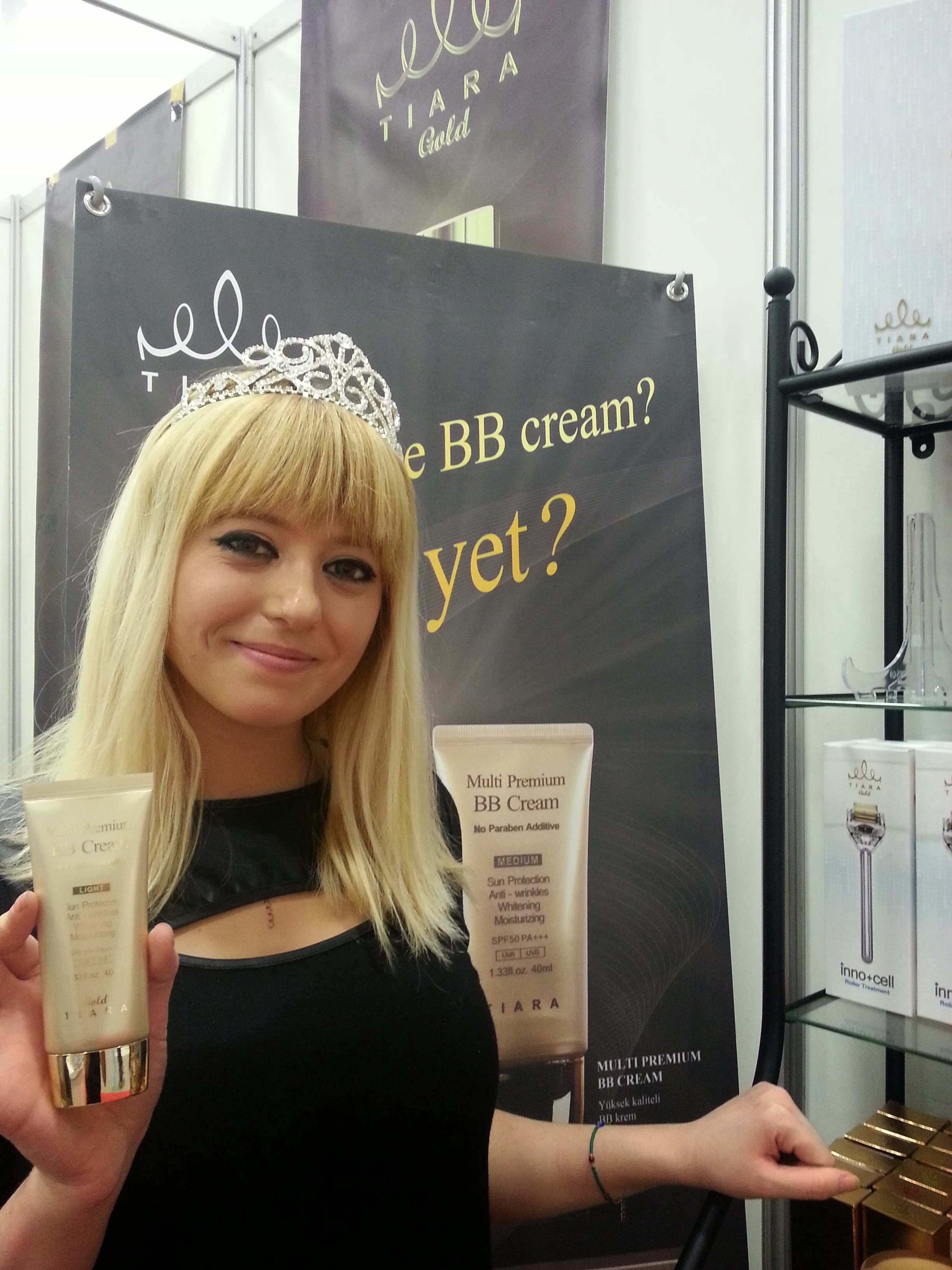 Tiara Gold _ Multi Premium Anti-Aging  BB Cream