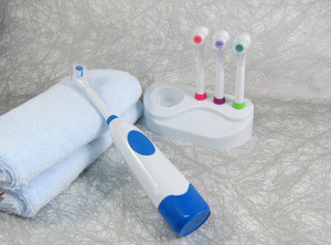 Top Sale Eco-friendly Electric Toothbrush with Holder for Oral Hygiene