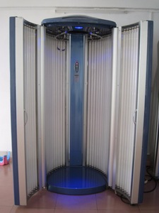 vertical tanning bed