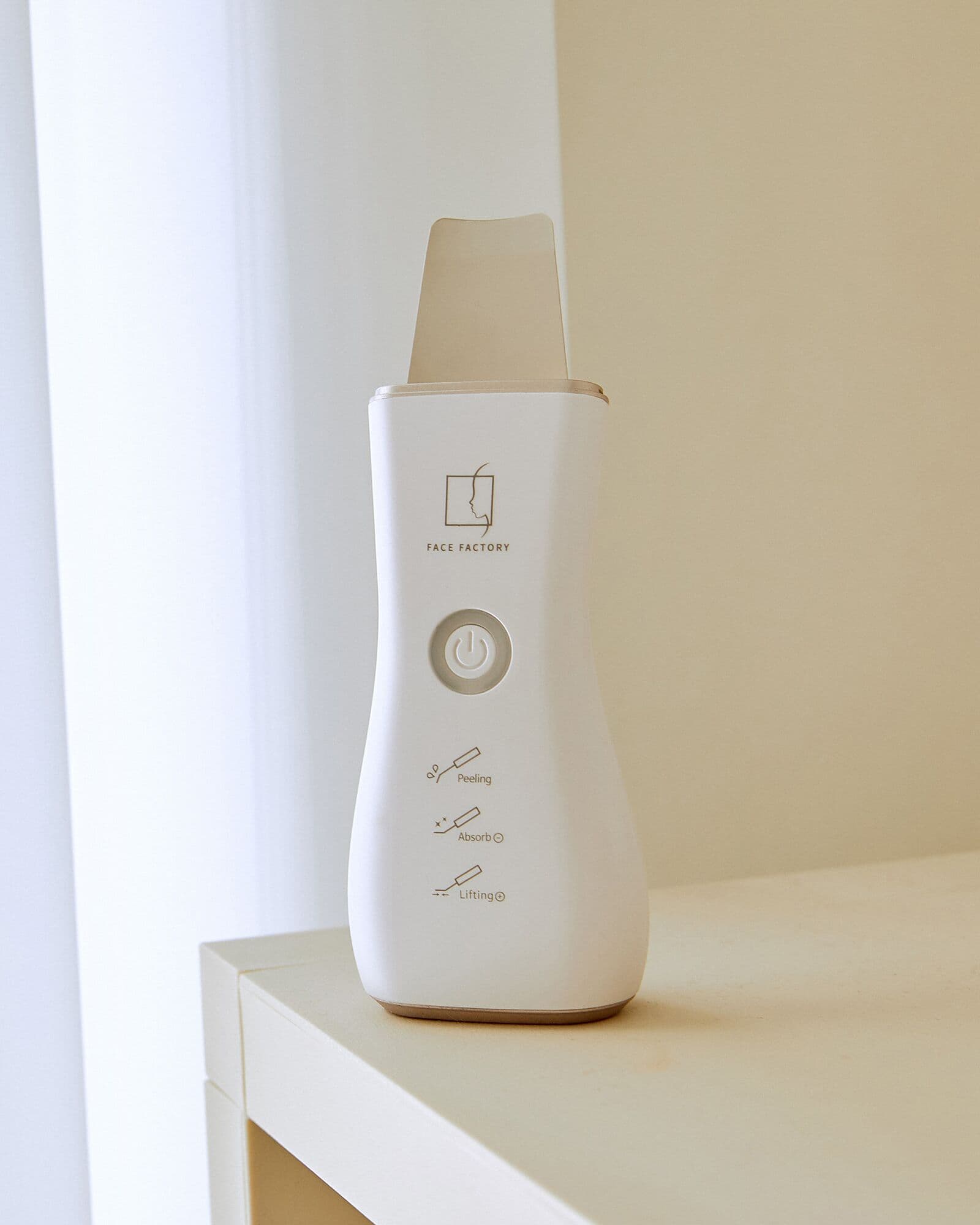 Water Peeling Device - Facial Skin Scrubber