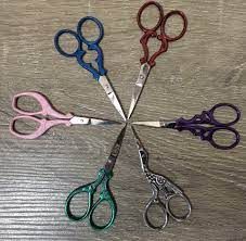 Sewing scissors