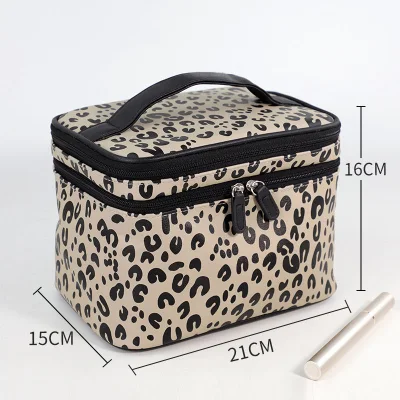 2023 New Design Popular Style Unique Leopard Print Double Layer Toiletries Category Storage Portable Travel Leather Makeup Bag