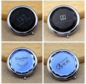 Customized Fashion Portable 70mm Compact folding metal Crystal Pocket Mirrors