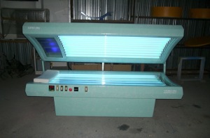 Light Tanning Bed