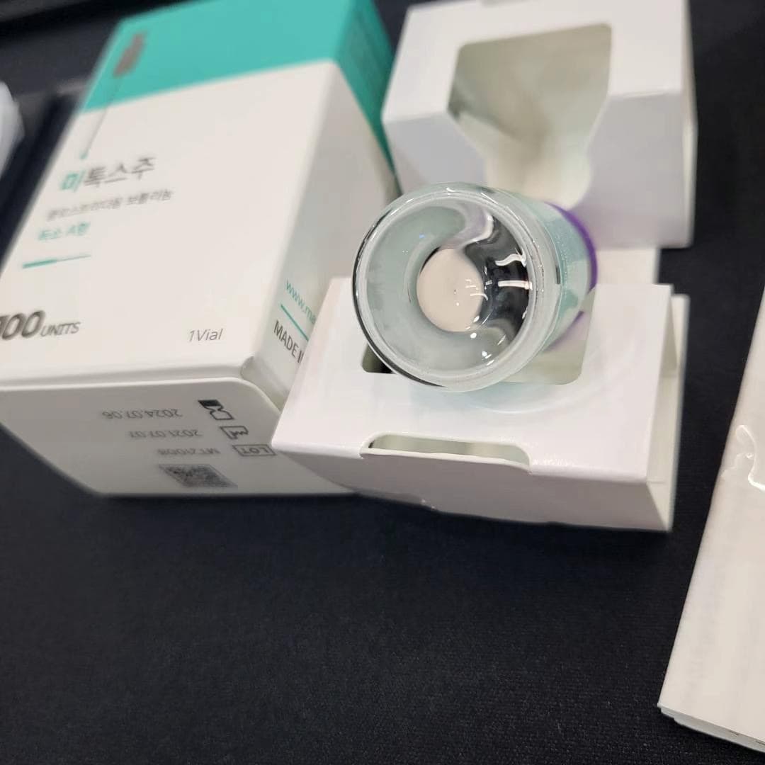 METOX  100units toxin，Anti-wrinkle and anti-aging，toxin type A ,facial wrinkles  solution