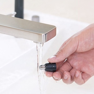 Unique Spinning Blades System Hair And Nose Trimmer Painless Nose Hair Remover