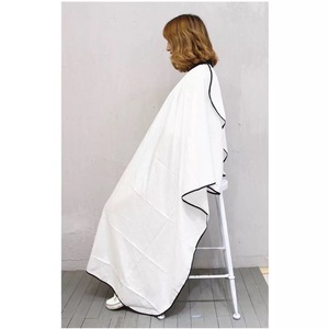 Wholesale Professional Polyester Hairdressing Cape Hair Cutting Cape Barber Cape