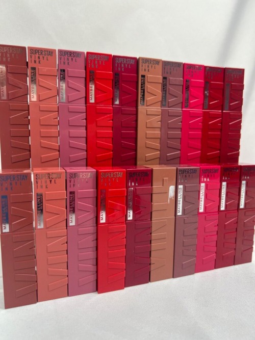 Maybelline Super Stay Vinyl Ink Longwear No-Budge Liquid Lipcolor Makeup