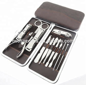 Factory sale Unisex Nail Care Tools 12 Pcs Cutter Cuticle Clipper Manicure Pedicure Kit Case Gift Set
