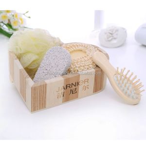 Promotional heart shape spa wooden bucket gift bath set