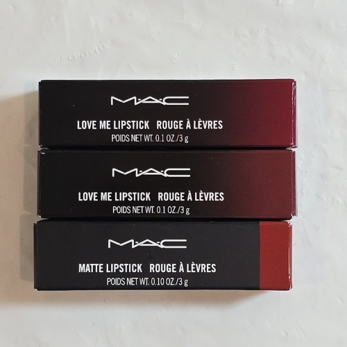MAC LIPSTICK & COSMETICS Wholesales