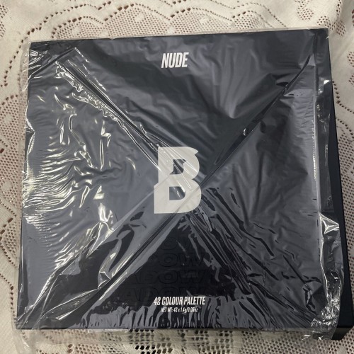 Made By Mitchell Curve Case Cream Makeup Palette (Deep)