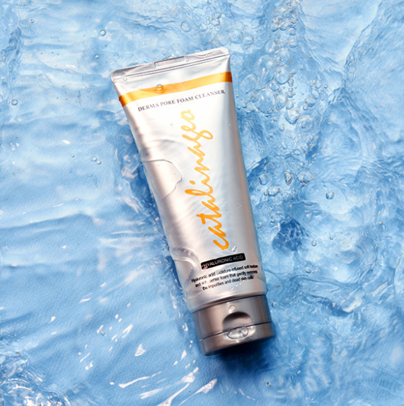 Hyaluronic Acid foaming cleanser, Moisturizing, Deep Cleansing, Gentle, Bubbly Foam Cleanser