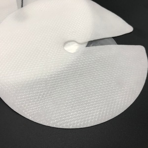 Hydrogel breast mask enlarge