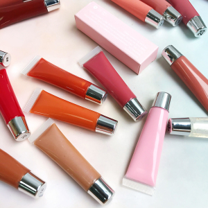 Make your own brand glitter lip gloss wholesale moisturizing lip gloss plumper