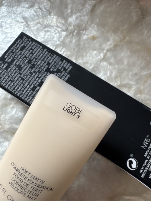Nars Soft Matte Complete Foundation