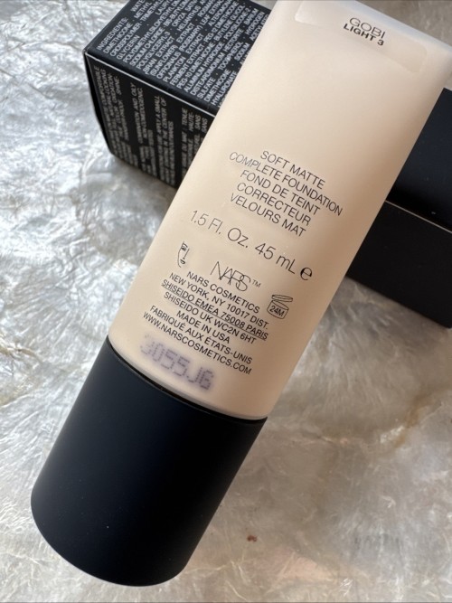 Nars Soft Matte Complete Foundation