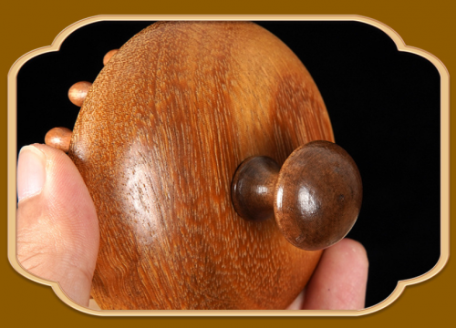 Hot Sell  Sandalwood Traditional Chinese medicine meridian massage comb