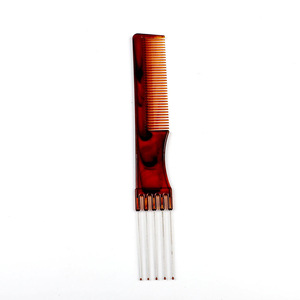 Fork personalized for dyeing hair comb