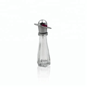 Unique pump sprayer glass perfume bottles 15ml with hat cap