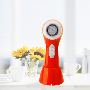 2020 Hot Sale Waterproof Face Skin Cleansing Brush Machine Rechargeable Sonic Electric Facial Brush