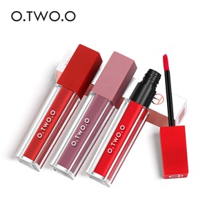 O.TWO.O 2019 hot sale high pigmented matte lip gloss non stick cup liquid lipstick
