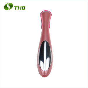 2017 new product beauty tools reducing wrinkles vibrating eye care facial massager by hand induction