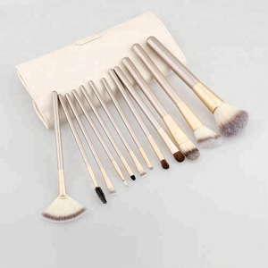 Cheap and High Quality Wholesale Makeup Brush Set