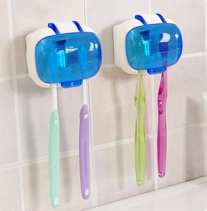 Portable uv toothbrush sterilizer holder / UV toothbrush sterilizing device