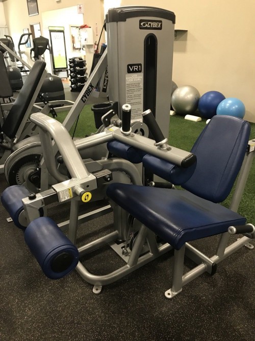 Cybex VR1 AbdominalBack Extension