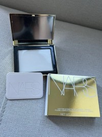 Nars Light Reflecting Pressed Setting Powder