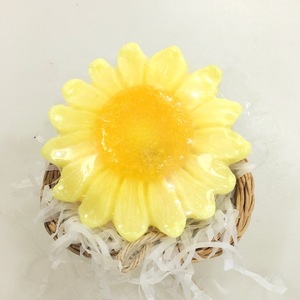 2019 HOT sell factory wholesale beauty flower soap handmade natural bath soap flower soap