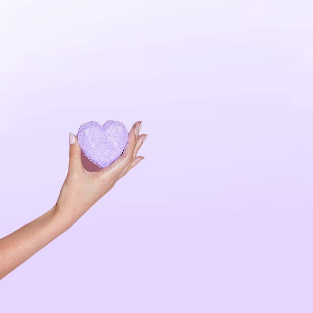 Kirit Heart-shaped Moisturizing Bath Bomb