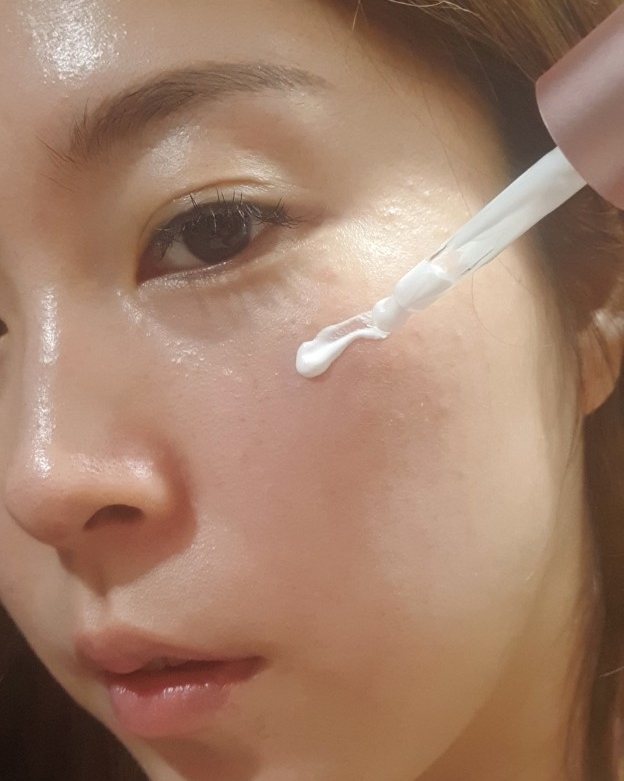 skin care : answer from brightening booster ampoule