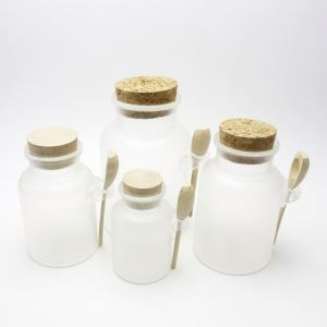 Plastic empty 100ml 200ml 300ml 500ml massage cream jar with spoon MBSJ-016C