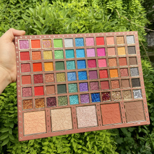 wholesale 71 colors 4 in 1 Eye shadow Blush Highlighter Contour palette Trendy High pigmentation Cosmetic product sombra de ojos